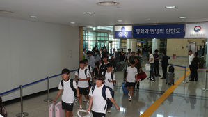 평양 유소년 축구 대회 참가 선수단 등 168명 대규모 방북