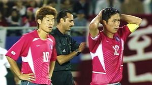 [다시 보는 아시안게임] "아! 박지성 이영표!" 통한의 패배…2002 부산 아시안게임 남자 축구 준결승 이란전 (4)