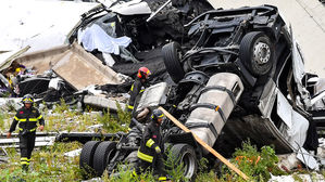 이탈리아 교량 붕괴 사망자 35명으로 증가&hellip;철야 구조작업