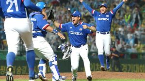 [다시 보는 아시안게임] "약속의 8회에 이뤄낸 역전 금메달!"…2014 인천 아시안게임 야구 결승 타이완전 (9)
