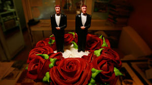 '웨딩케이크 사건' 미국 제과점주 이번엔 '트랜스젠더 케이크' 소송