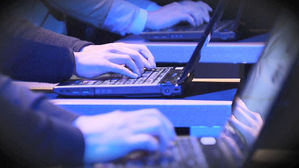 경찰, '한나라&middot;새누리당 댓글 조작 의혹' 참고인 50명 조사