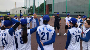 정나래, 1실점 완투&hellip;한국 소프트볼, 홍콩에 승리