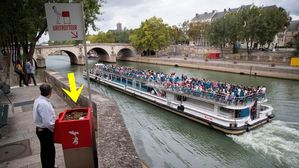 [뉴스pick] "노상방뇨 막자"&hellip;파리 노천에 등장한 간이 소변기 '논란'