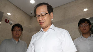 특검, '수사 30일 연장' 요청 여부 오후 2시 30분 발표