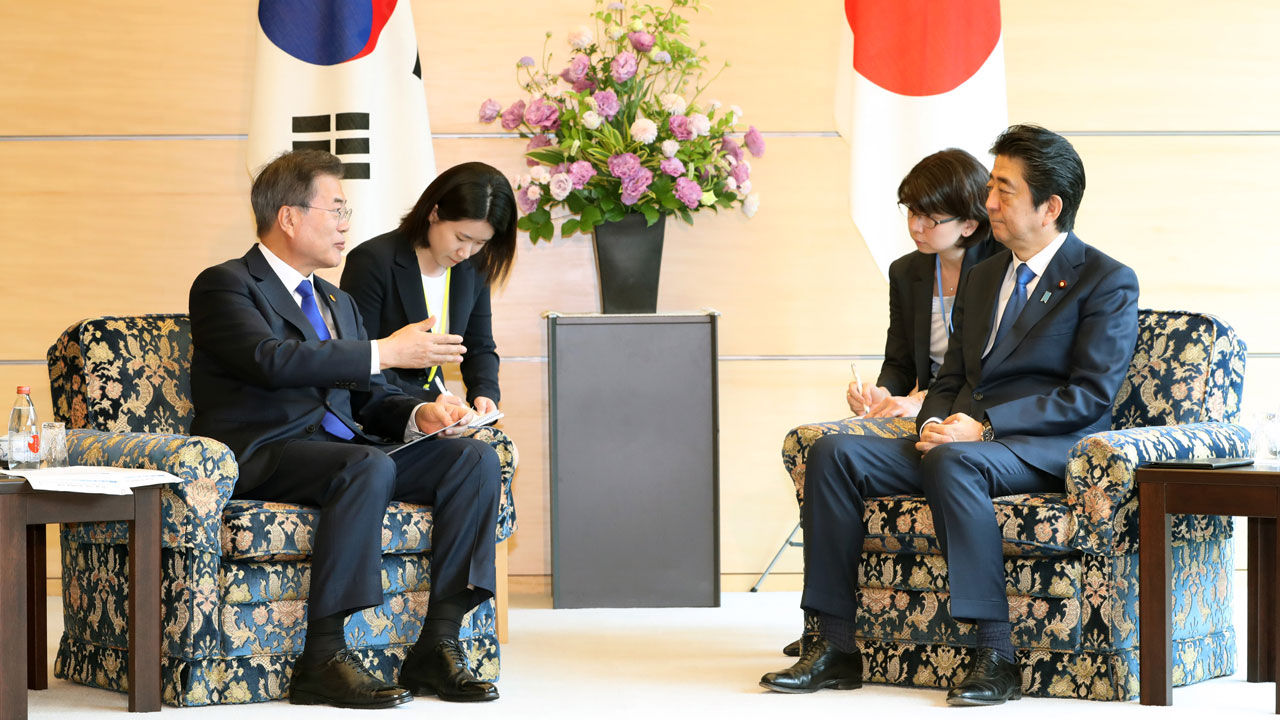 日 언론 "문재인 대통령, 연내 방일할 듯…10월 가능성"
