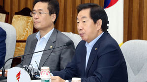 김성태 "경기둔화·고용악화…대통령, 특단의 각오로 임해야"