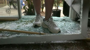 [월드리포트] 경찰특공대가 박살 낸 집&hellip;누가 배상?