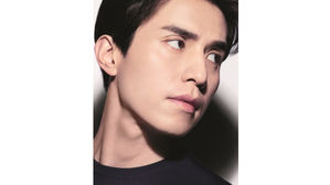 [SBS Star] Lee Dong Wook Becomes the Model for CHANEL's First Men's Makeup Line