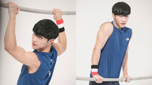 [SBS Star] Woo Do Hwan Shows Off His Arm Muscles While Working Out