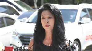 김부선, 자진 출석 30분 만에 '조사 거부'한 이유는?