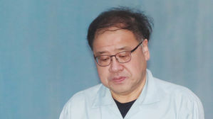 검찰, 안종범-TV조선 간부 '국정농단 취재방해' 의혹 수사