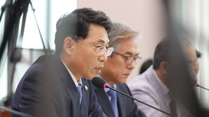 국토차관 "BMW 화재사고, 원점에서 조사 원인 규명&hellip;연내 완료"