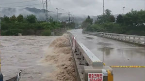 열차 중단&middot;일부 학교 휴업&hellip;"퇴근길 수도권에 강한 비 예상"