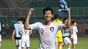 '캡틴' 손흥민 "대한민국에 기쁜 뉴스 전하고 싶다"