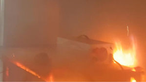 휴대폰 리튬배터리 화재 1년새 2배 증가&hellip;"침대 위 충전 위험"