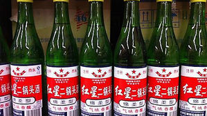 중국, 라면&middot;이과두주 등 '불황형 상품' 소비 쑥쑥