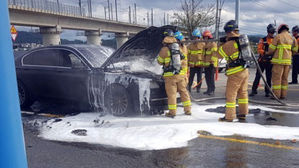 BMW "최근 가솔린차 화재, 리콜이나 제품 결함과 무관"