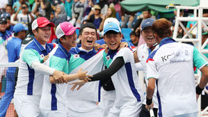 한국, 아시안게임 정구 남자 단체전서 일본 꺾고 금메달