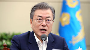 문 대통령 "일자리·양극화 '적극 재정' 절실…포용국가 정책실행"