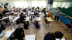 전국 고교서 수능 모의평가&hellip;"지난해와 같은 출제 기조 유지"