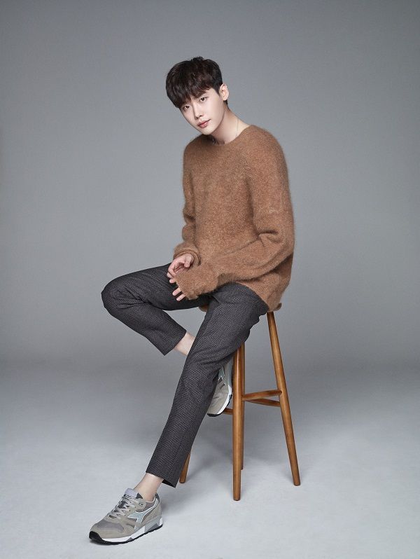 Lee Jong Suk