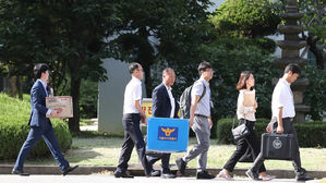 "왜 하필 오늘" 9월 모평날 압수수색&hellip;숙명여고 학부모들 분통