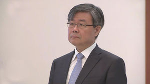 [단독] 이재갑, 비상장주식 산 지 3달 만에 2배 이득&hellip;내부 정보 이용 의혹