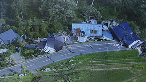 "발 묶인 한국 관광객들 대피소행&hellip;생필품 공급도 어려워"