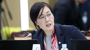 김현아 "유은혜, 남편 회사 이사를 의원실 비서로 채용"