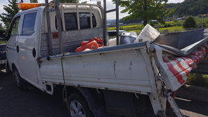 '졸음운전' 승용차 고속도로 노동자 덮쳐 2명 사망