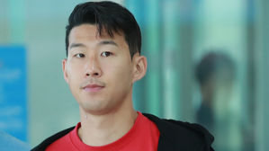 토트넘 감독 "손흥민과 구단, 병역혜택으로 큰 이익 얻어"