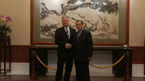 美 대북특별대표, 中 쿵쉬안유 만나 '북핵 정치적 해결 방안' 논의