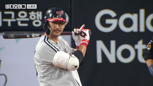 LG 박용택, 개인 통산 3500루타&middot;7년 연속 150안타 달성&hellip;여윽시 역사택!