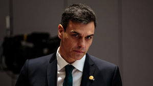 스페인 총리, 박사 논문 표절 의혹에 "법적 대응" 천명