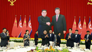 김정은, 시진핑 9&middot;9절 축하에 사의&hellip;"친선 발전 적극 노력"
