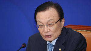 이해찬 "문 대통령 방미 후 당에서 대미외교 특사단 파견"