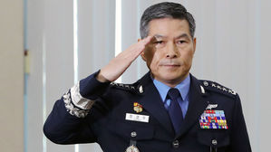 정경두, 논문 표절&middot;위장전입 의혹에 "사려 깊지 못한 행동"