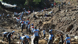 태풍으로 66명 잃은 필리핀, 매몰 광부 60명 구조작업에 박차