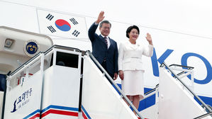 외교부 "전용기 관련 美와 협의는 진행&hellip;제재 면제는 신청 안 해"