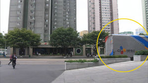 [뉴스pick] 평양 거리 한복판에서 포착된 우리나라 택배 차량의 정체