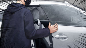 "깜박, 설마&hellip;" 차량문 안 잠갔다가 도난사고 잇따라