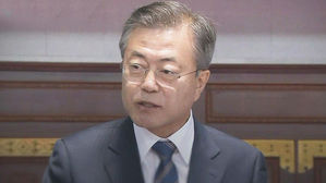 문 대통령 "베트남 주석 서거, 충격과 슬픔&hellip;양국 번영위해 노력"