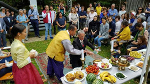 차례상 차리고 사물놀이&hellip;스위스 뇌샤텔시, 추석 행사