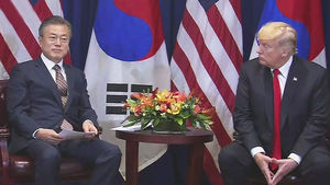 다시 마주한 한&middot;미 정상 "곧 2차 북미회담&hellip;장소 다를 것"