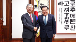 문 의장, 추궈훙 주중대사 만나 한반도 비핵화 지지 당부