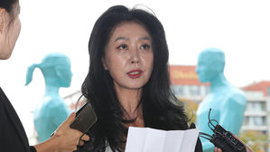 김부선, 이재명에 3억 손배소&hellip;"승소하면 미혼모에 기부"