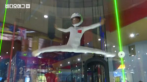 대륙의 흔한 물리엔진 오류 근황&hellip;6살 '실내 스카이다이빙' 신동