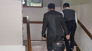 기무사 3처장 출신 육군 준장 구속&hellip;세월호 민간인 사찰 혐의