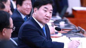 "4급 이상 외무공무원 복수국적 자녀 10명 중 9명은 미국 국적"